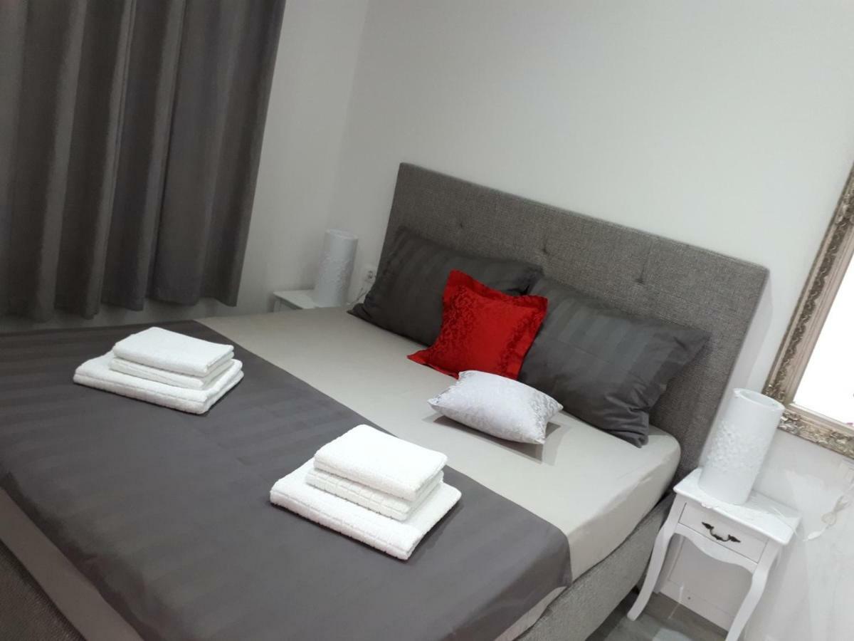 Penthouse Filka Apartment Mimice Exterior foto